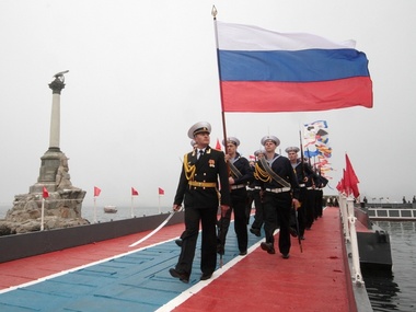 Турчинов призвал служащих Черноморского флота РФ оставаться на месте дислокации