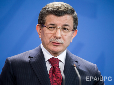 Премьер-министр Турции обвинил Россию в бомбардировках мирных жителей