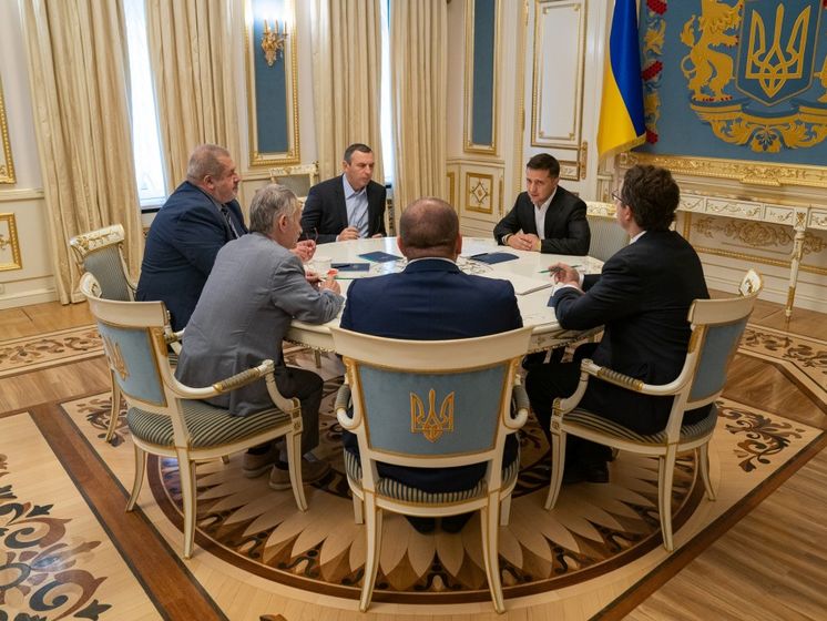 Лидеры крымскотатарского народа призвали Зеленского форсировать вопрос введения постоянной мониторинговой миссии в Крым