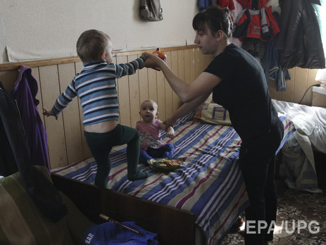 Минсоцполитики: В Украине зарегистрированы 1,7 млн переселенцев