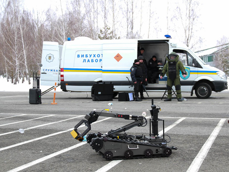 Во Львове неизвестный сообщил, что заминированы 10 ресторанов