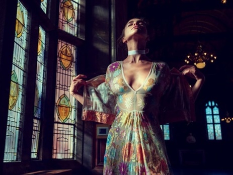 Шейк снялась для турецкого Vogue. Фоторепортаж