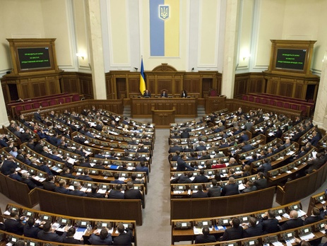 Рада ужесточила ответственность за препятствование деятельности журналистов