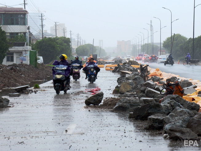 ﻿Кількість жертв тайфуну "Лекіма" в Китаї сягнула 28