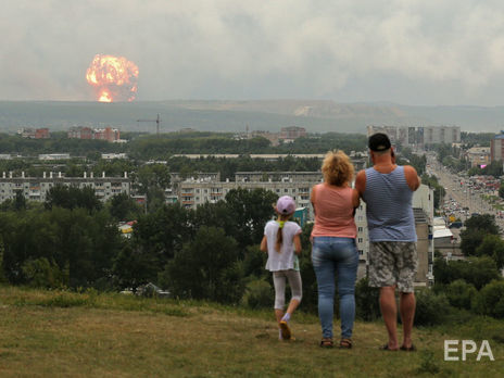 Жителі Ачинська кілька днів спостерігали за вибухами на складах боєприпасів
