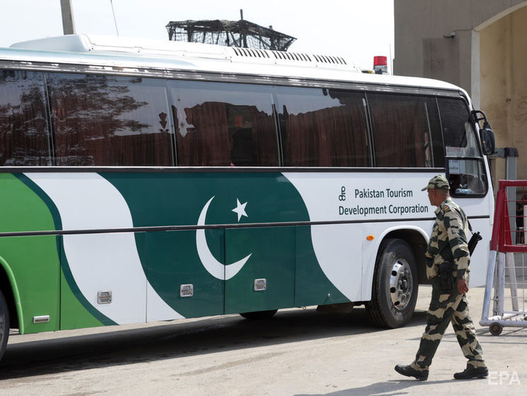 ﻿Пакистан повністю перервав транспортне сполучення з Індією