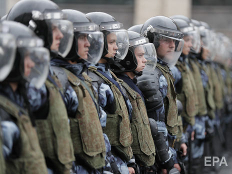 Російські силовики затримали майже 250 осіб після санкціонованої владою акції опозиції