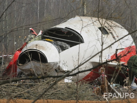 В Польше не верят в российскую версию гибели самолета Качиньского