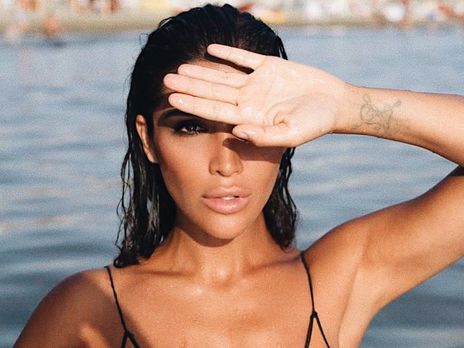 ﻿Дімопулос на 35-му тижні вагітності знялася в купальнику й зізналася, що набрала 19 кг