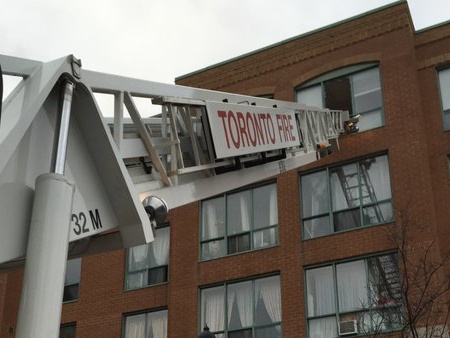  Жертвами пожара в доме престарелых в Торонто стали три человека