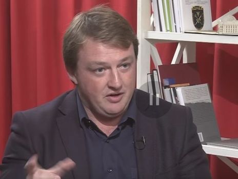 Негодяи решили сыграть на патриотическом нерве украинцев, распространяя миф, что россияне скупят всю землю