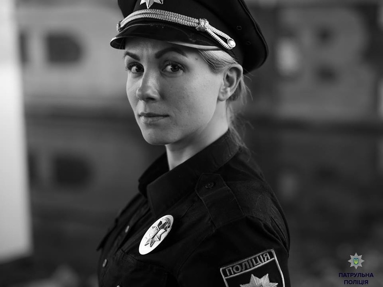 В Мукачево патрульные полицейские вернули женщине украденные 8 тыс. грн