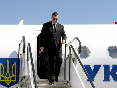 Янукович прилетел в Ростов