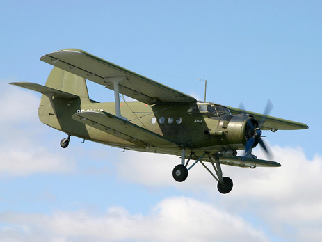 В Волынской области правоохранители обнаружили самолет с контрабандными сигаретами