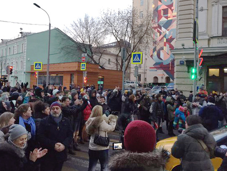 В Москве ОМОН задержал несколько участников акции валютных заемщиков