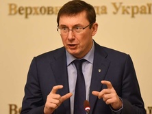 Луценко: На отставке Яценюка с поста премьера настаивают три фракции