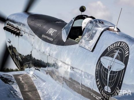 ﻿Британським військовим льотчикам уперше дозволили відпускати бороди