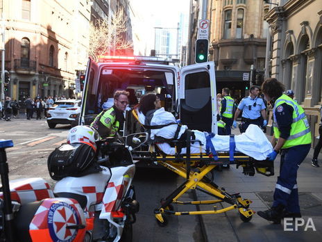 В Сиднее психически нездоровый мужчина зарезал женщину