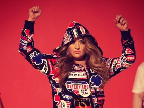 Могилевская искупалась в Ганге