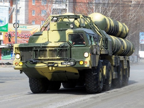 В Беларусь прибыли из России три дивизиона ракетных комплексов С-300