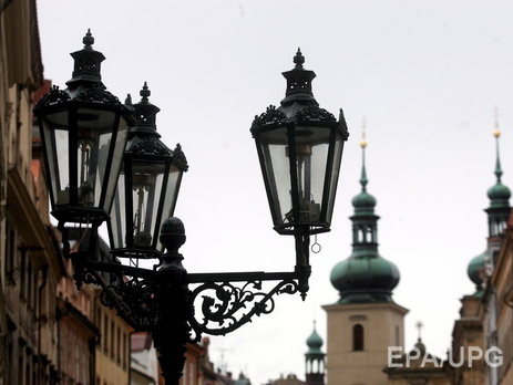 Чехия ускорит выдачу украинцам рабочих виз