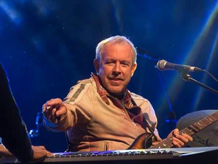 В РФ снова отменили концерт Макаревича