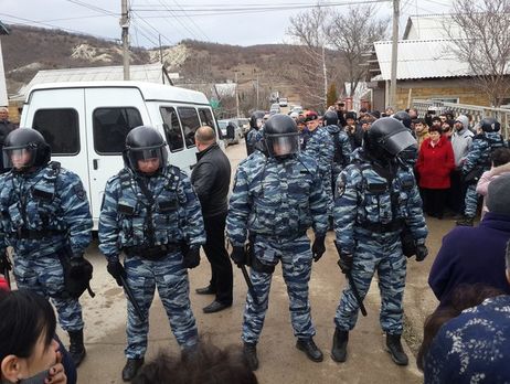Прокуратура Украины расследует обыски в Крыму