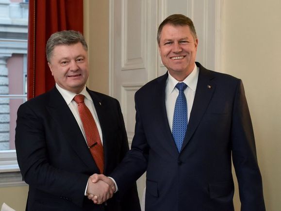 Цеголко: Президент Румынии пригласил Порошенко посетить Бухарест в 2016 году