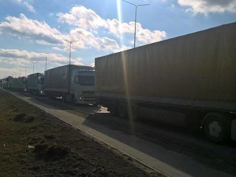 Мининфраструктуры: Кабмин примет решение по ситуации с блокированием российских фур 15 февраля