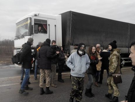 Гражданский корпус "Азов": В Черниговской области задержаны 20 фур из РФ