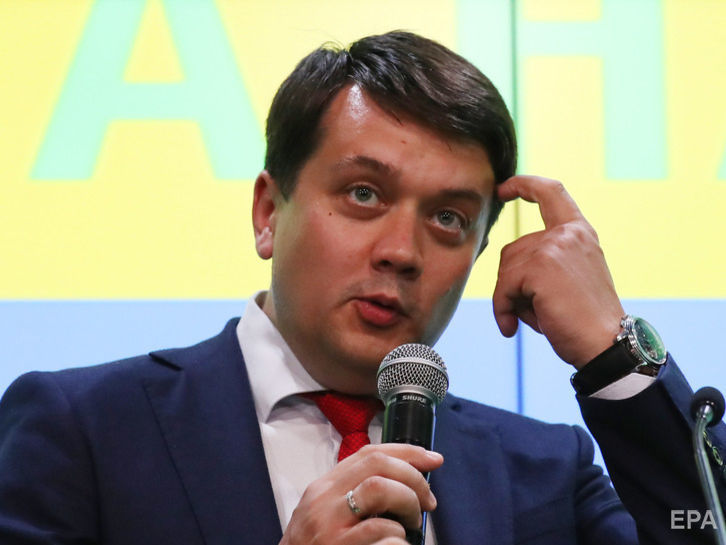 ﻿Разумков заявив, що вирішення питання про ринок землі в Україні може знизити підтримку партії "Слуга народу"