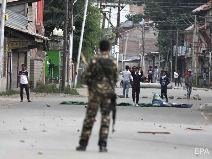 В Кашмире индийские власти задержали с момента лишения автономии 4 тыс. человек – СМИ