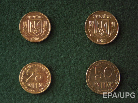 Нацбанк существенно укрепил курс гривны к доллару и евро