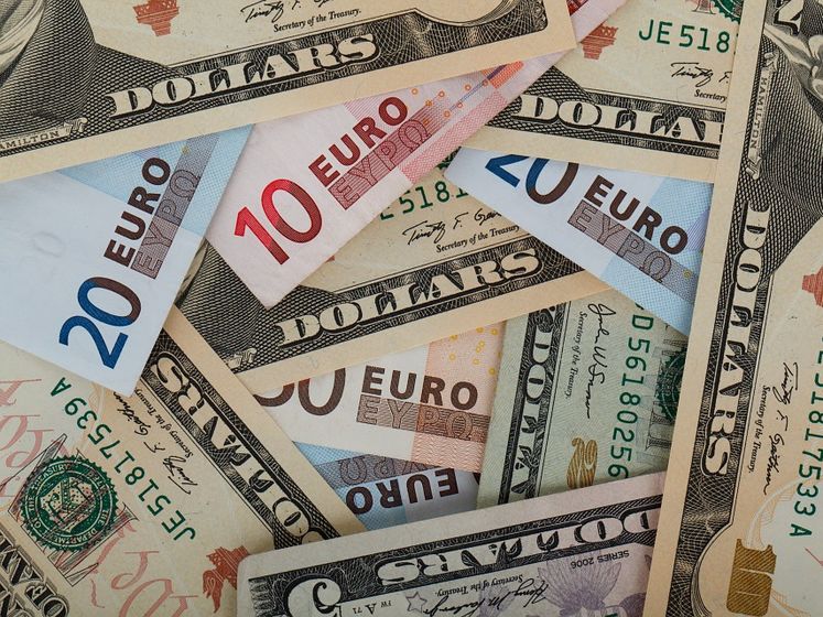 ﻿Гривня до євро зміцнилася до 27,85 грн/€