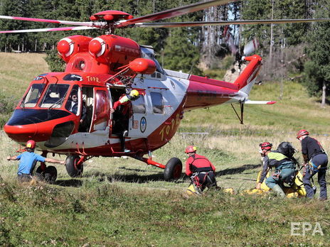 ﻿У Польщі вода відрізала спелеологам вихід із найбільшої печери Татр, третю добу триває рятувальна операція