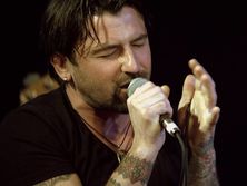 Солист Kozak System Леньо: Я советую Sunsay во время концерта в РФ спросить у зрителей, чей Крым. И он поймет, для кого выступает