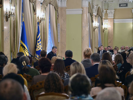 Порошенко заверил, что не допустит остановки расследования преступлений против Майдана 1 марта