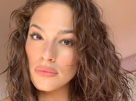 Беременная Грэм показала целлюлит и растяжки