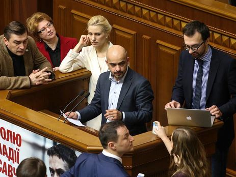 Лещенко: Главным объектом критики из уст президента Порошенко на последнем заседании фракции стали мы с Найемом