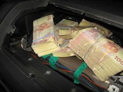 СБУ: Из России контрабандой пытались завезти в Украину 850 тыс. грн для финансирования террористов