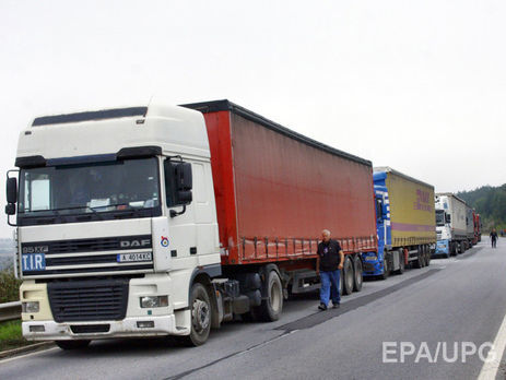 На турецко-болгарской границе образовалась пятикилометровая пробка из фур