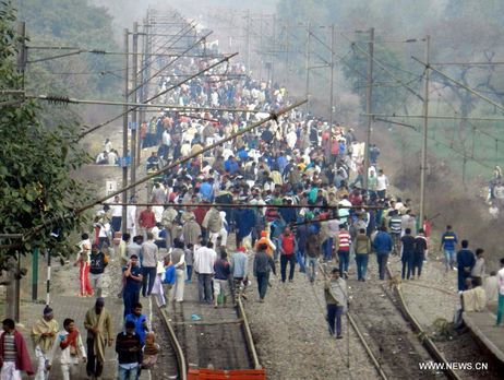 Reuters: В результате беспорядков в Индии погибли 10 человек, власти задействовали армию