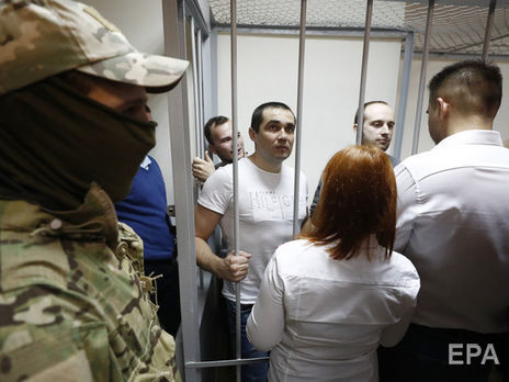Украина считает моряков военнопленными и требует отпустить их