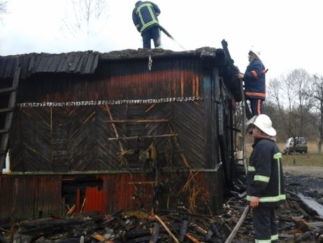 Сгоревший дом в селе Млынок