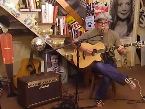 Британский музыкант спел кавер песни Джамалы 