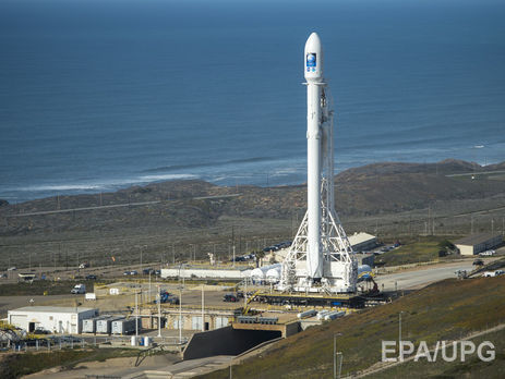 SpaceX отменила пуск ракеты за две минуты до старта
