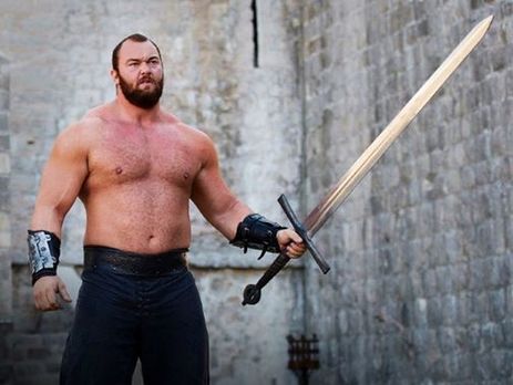 В Киев прилетел Бйорнссон, исполнивший роль Клигана (Горы) в сериале 