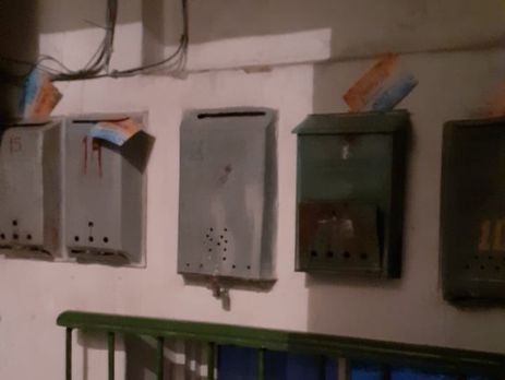 На оккупированном Донбассе расклеили поздравления с Днем Независимости Украины