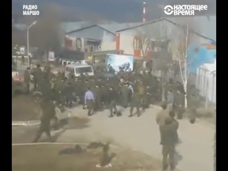 В Чечне расследуются обстоятельства массовой драки между россиянами и чеченцами в воинской части – СМИ