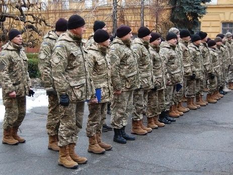 Власти Запорожья запретили продавать алкоголь людям в военной форме